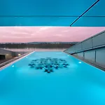 Hotel Kameha Grand