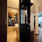 Hotel Kameha Grand 5*
