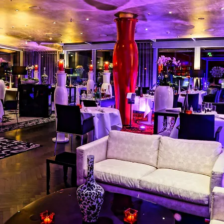 波恩卡梅哈大酒店 5* 波恩