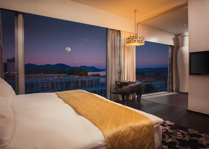 Kameha Grand فندق بون