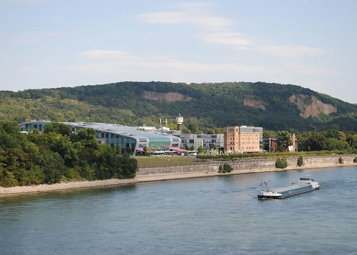 Kameha Grand Отель