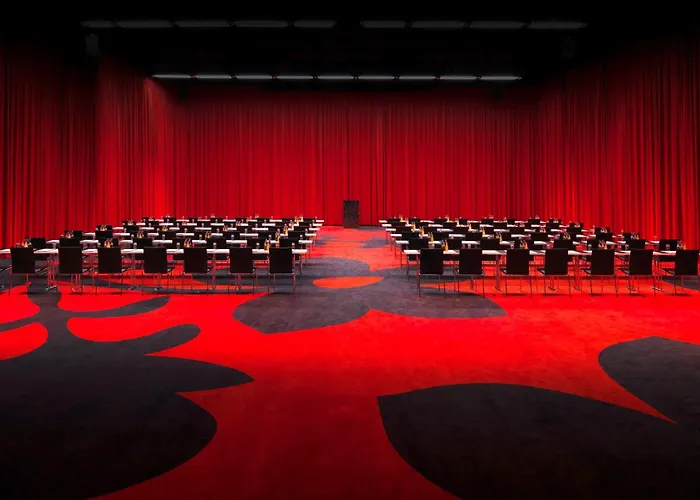 Kameha Grand 5* בון