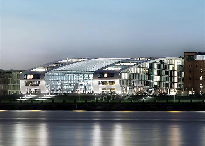 Hotel Kameha Grand 5*